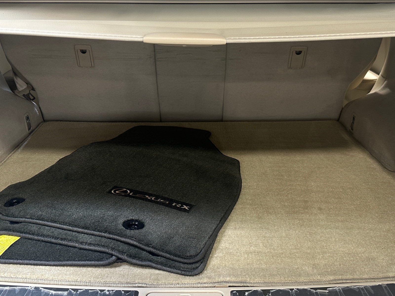 Thumbnail: 2015 Lexus RX - 6