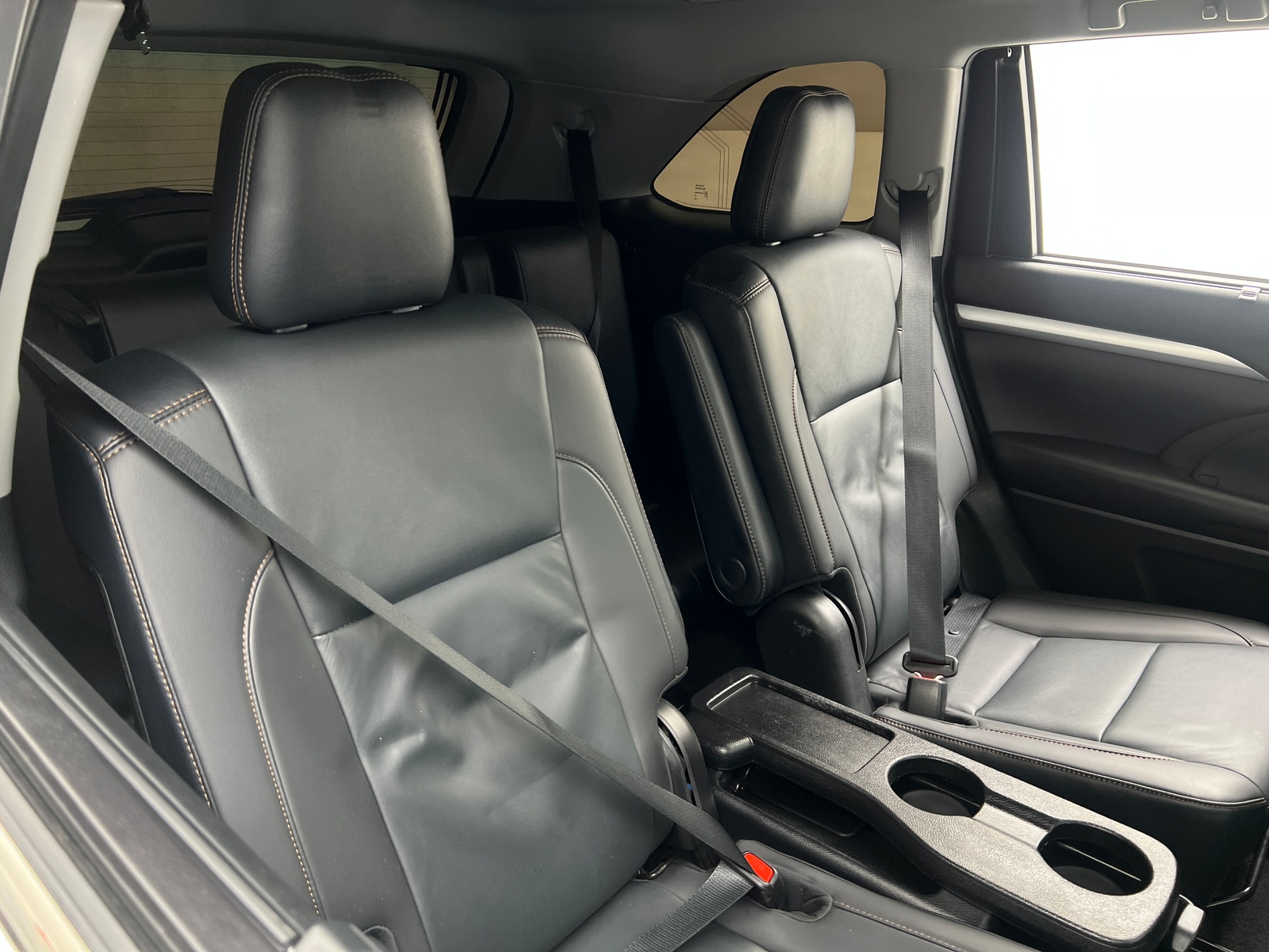 Thumbnail: 2019 Toyota Highlander - 5