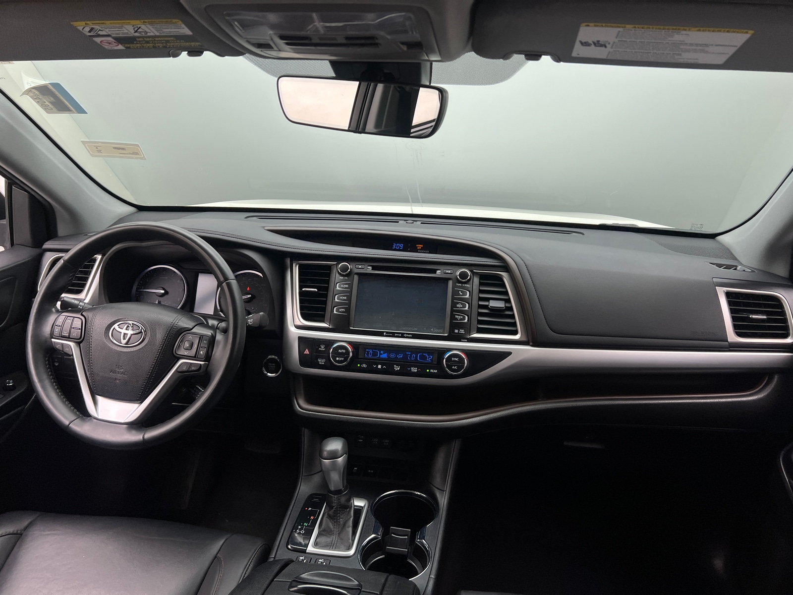 Thumbnail: 2019 Toyota Highlander - 2