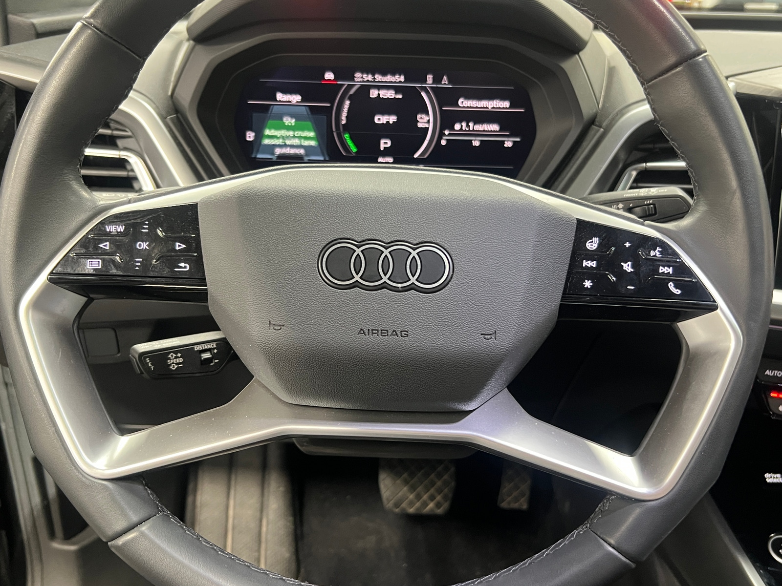 Thumbnail: 2024 Audi Q4 e-tron - 4