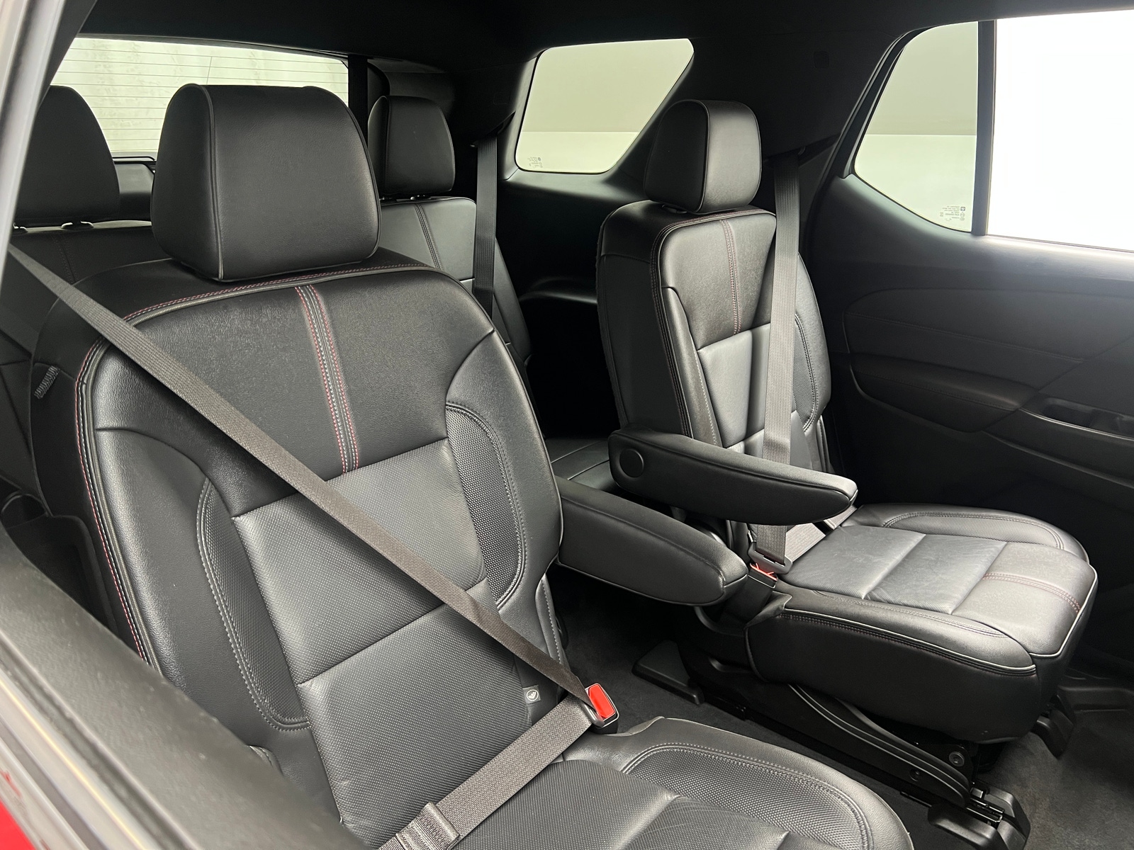 Thumbnail: 2022 Chevrolet Traverse - 5