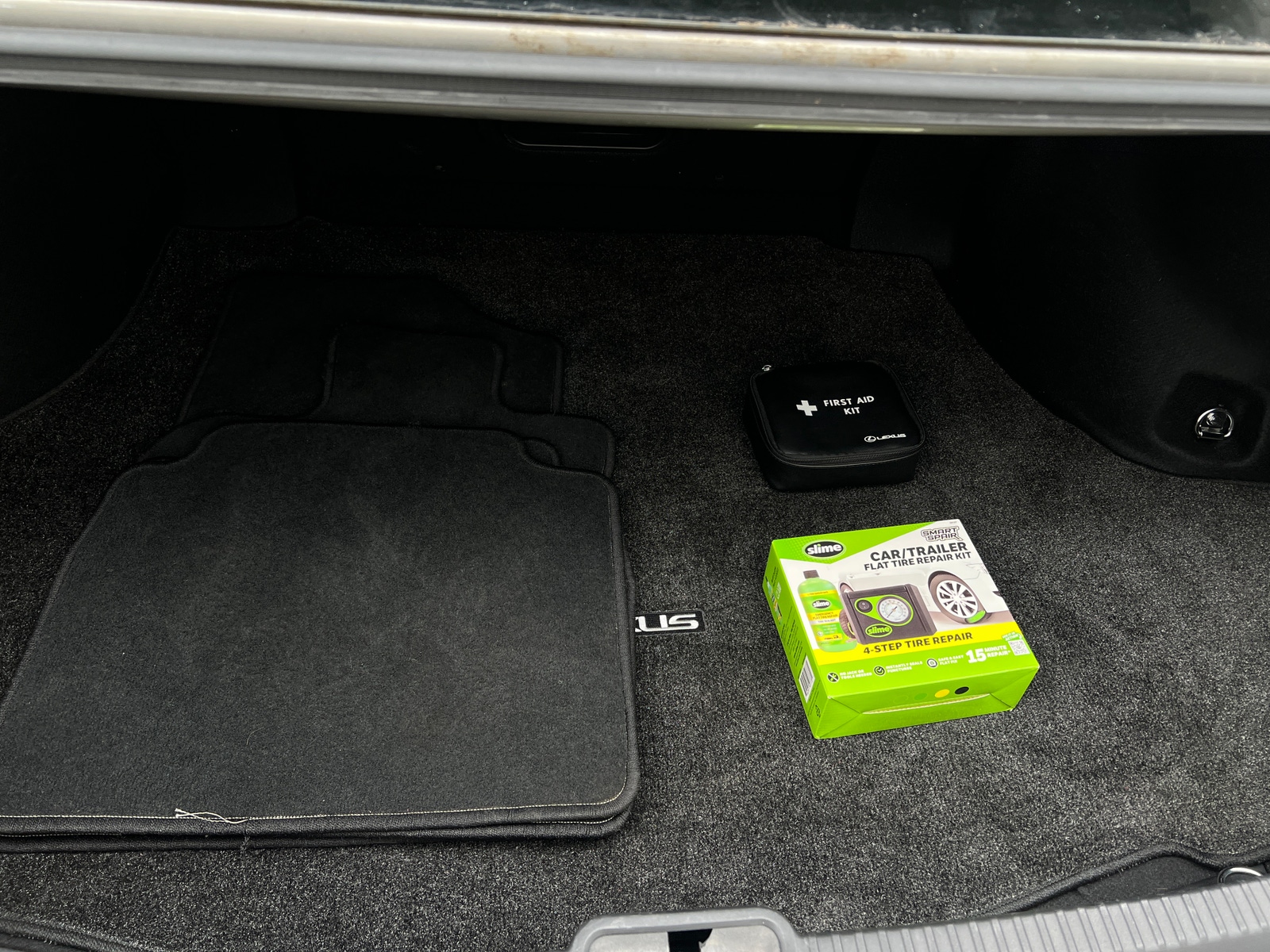 Thumbnail: 2020 Lexus ES - 6