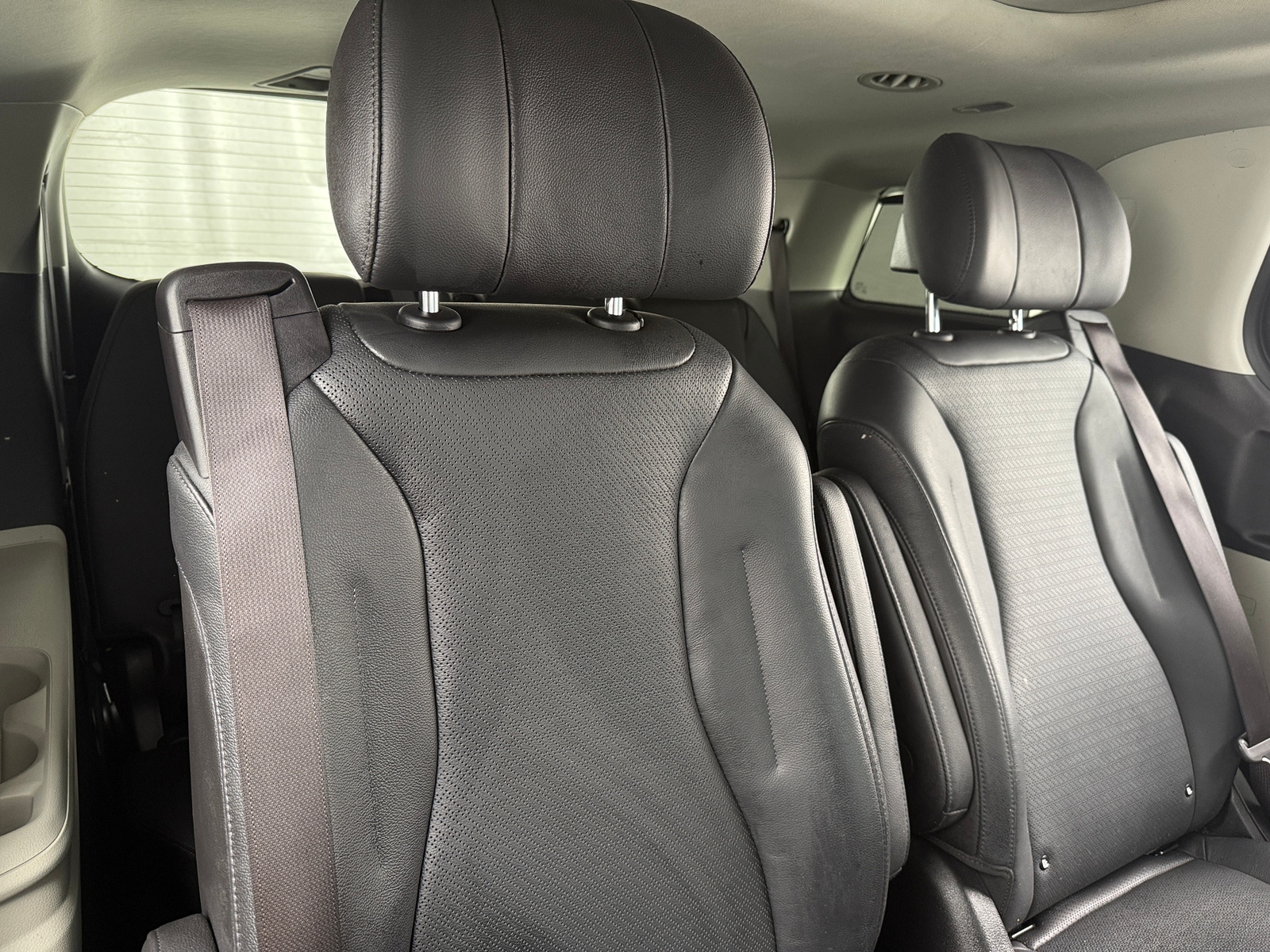 Thumbnail: 2024 Kia Carnival - 5