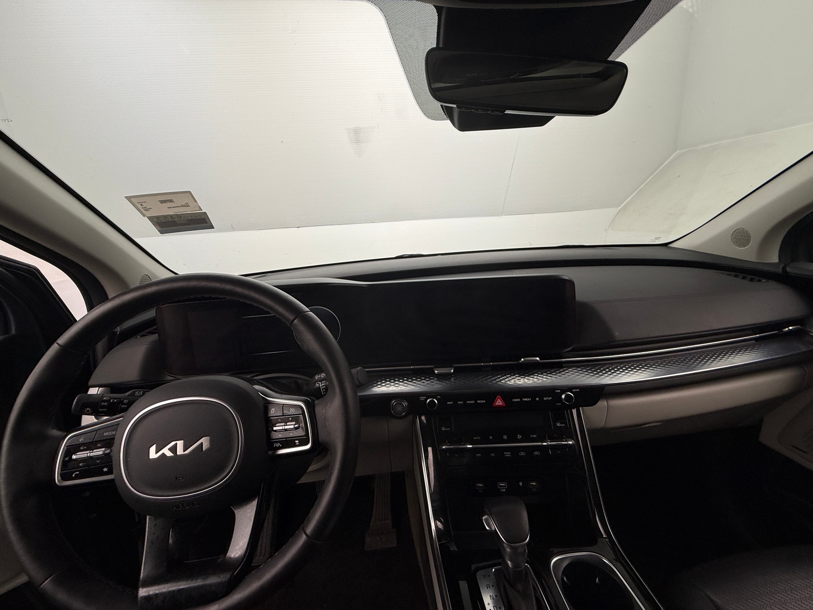 Thumbnail: 2024 Kia Carnival - 2