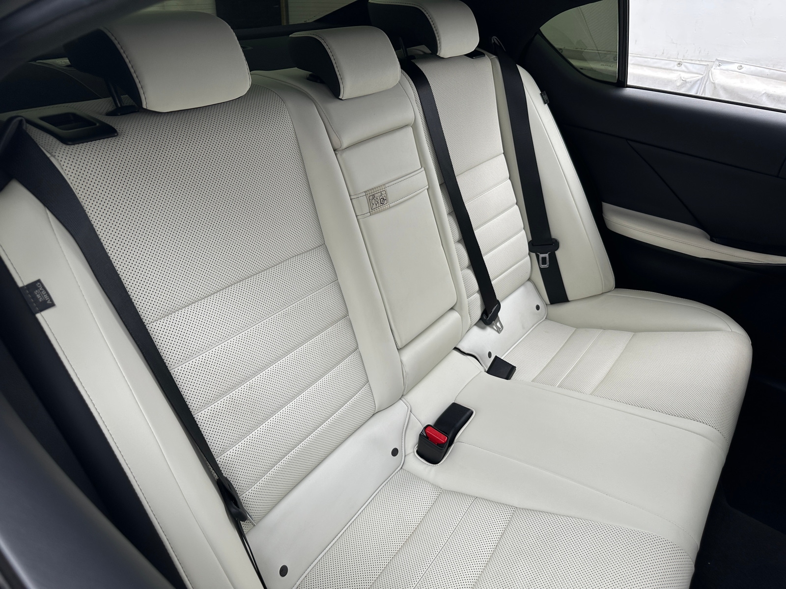 Thumbnail: 2022 Lexus IS - 5