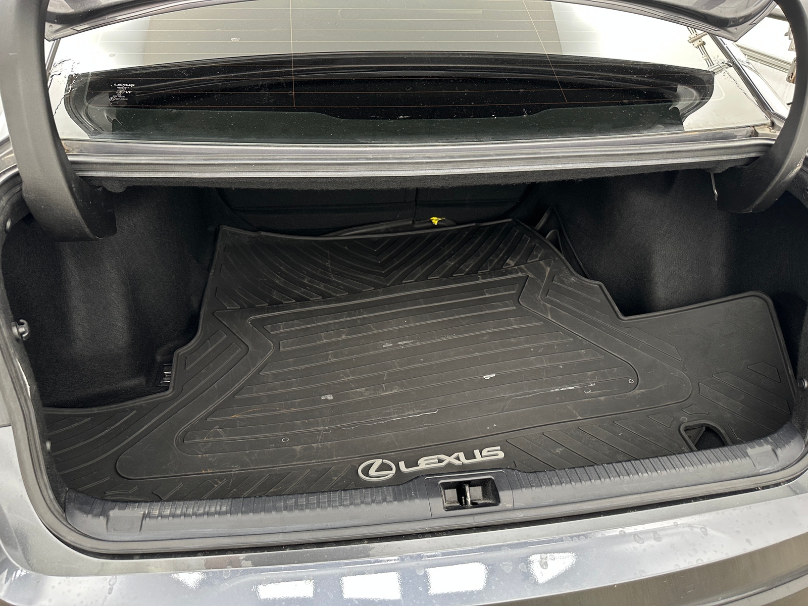 Thumbnail: 2022 Lexus IS - 6