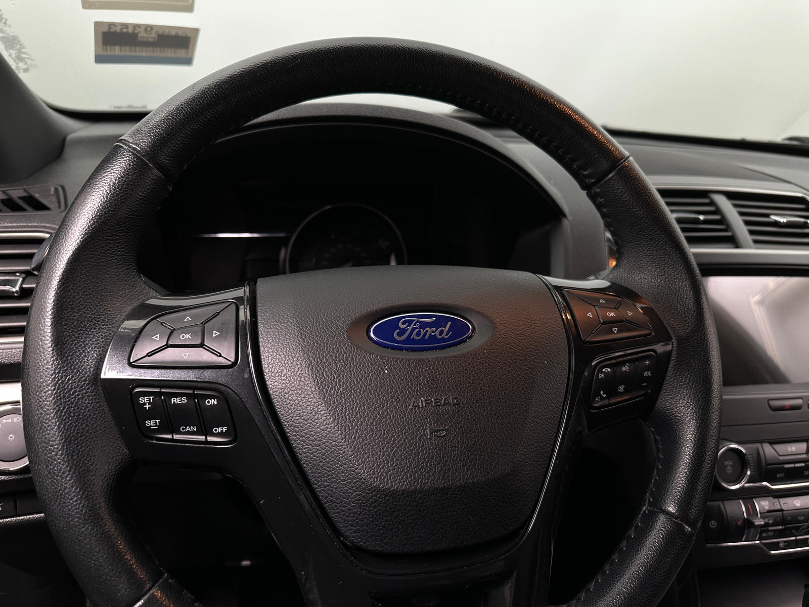 Thumbnail: 2018 Ford Explorer - 5