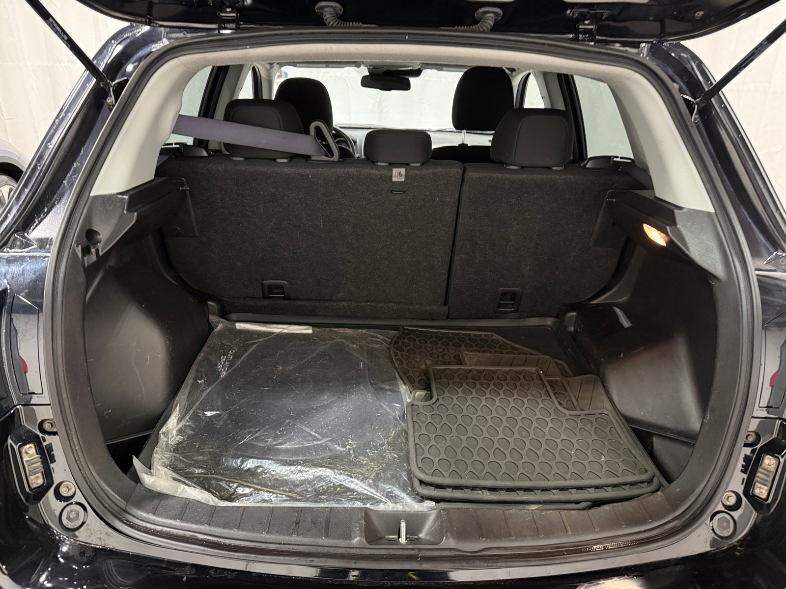 Thumbnail: 2024 Mitsubishi Outlander Sport - 7