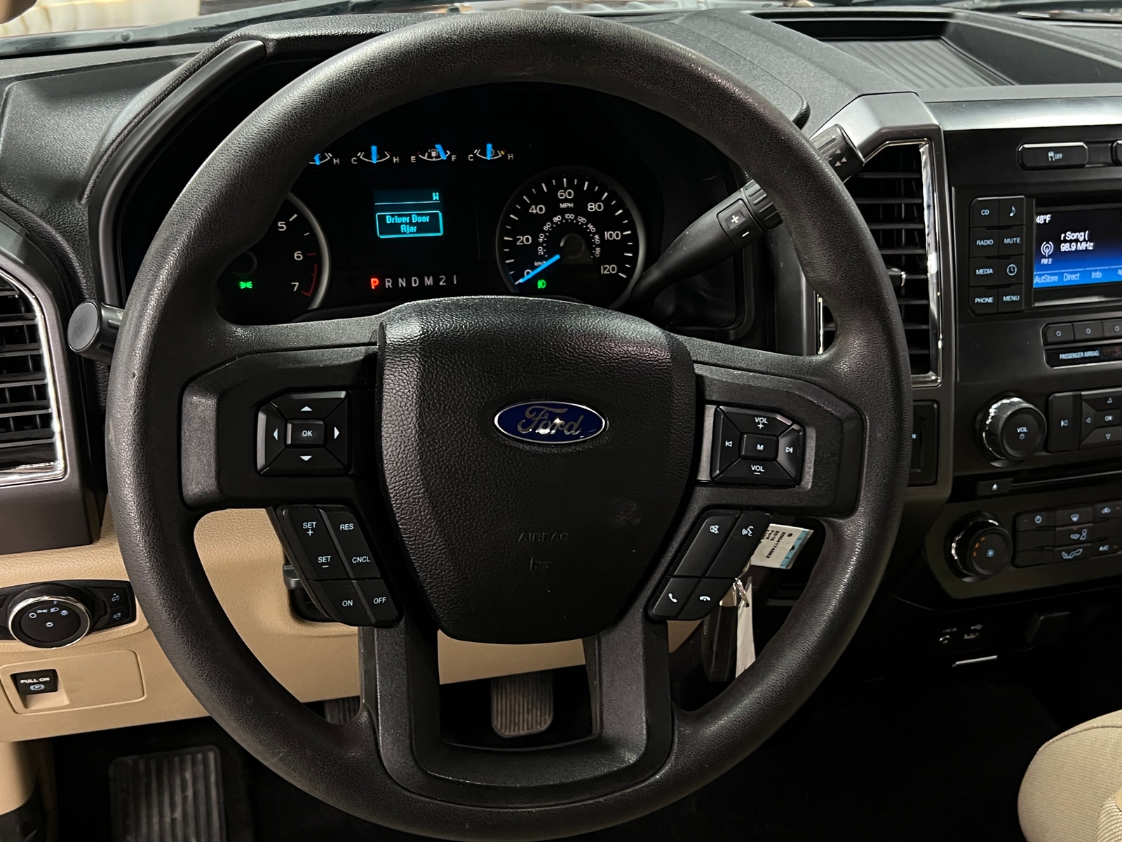 Thumbnail: 2015 Ford Econoline - 5