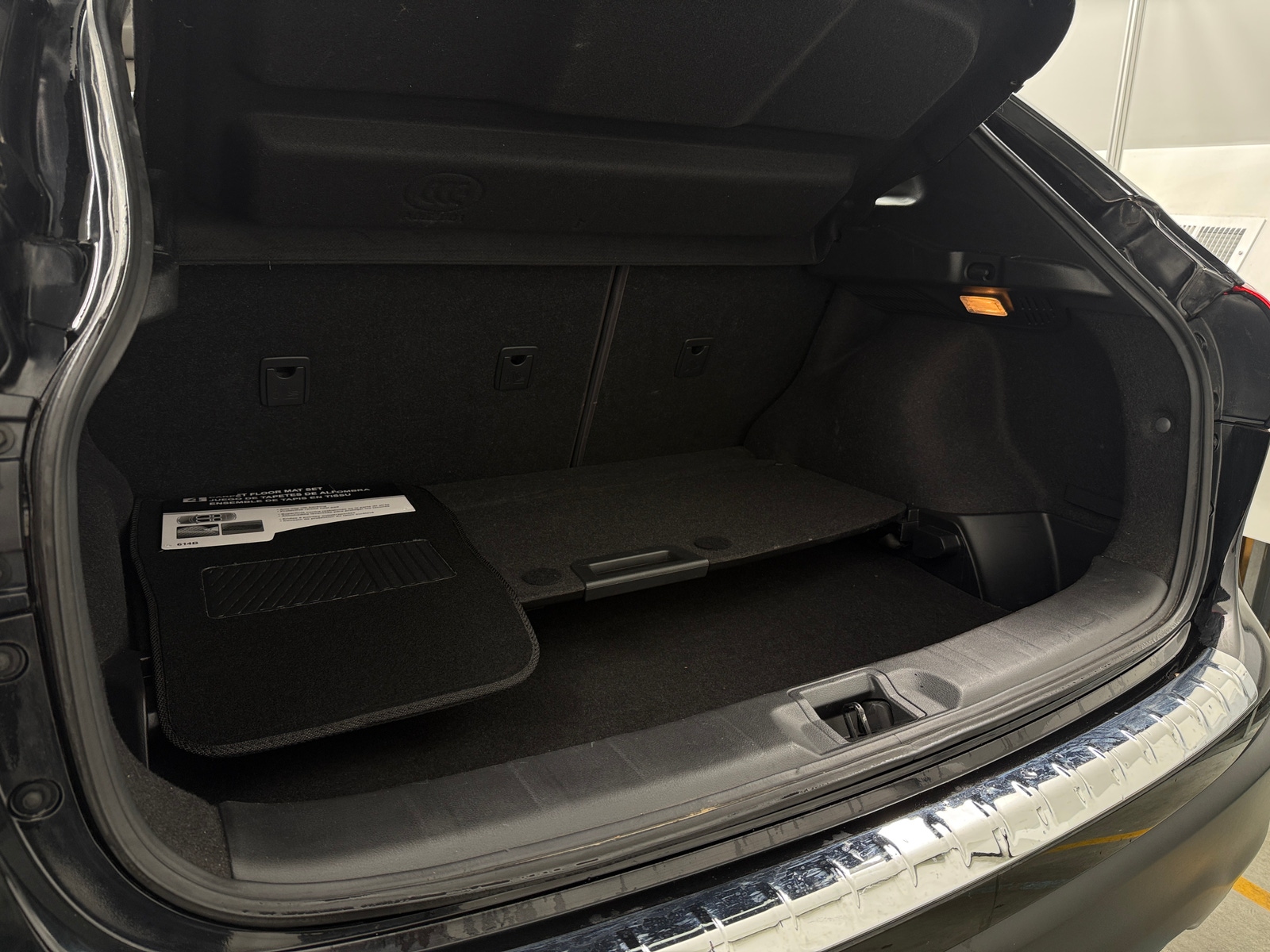 Thumbnail: 2017 Nissan Rogue Sport - 7