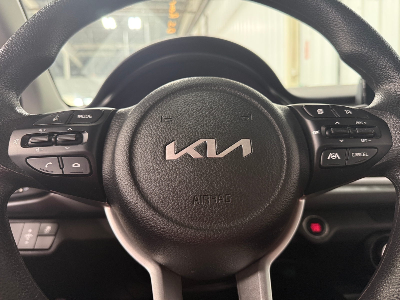 Thumbnail: 2023 Kia Rio - 5