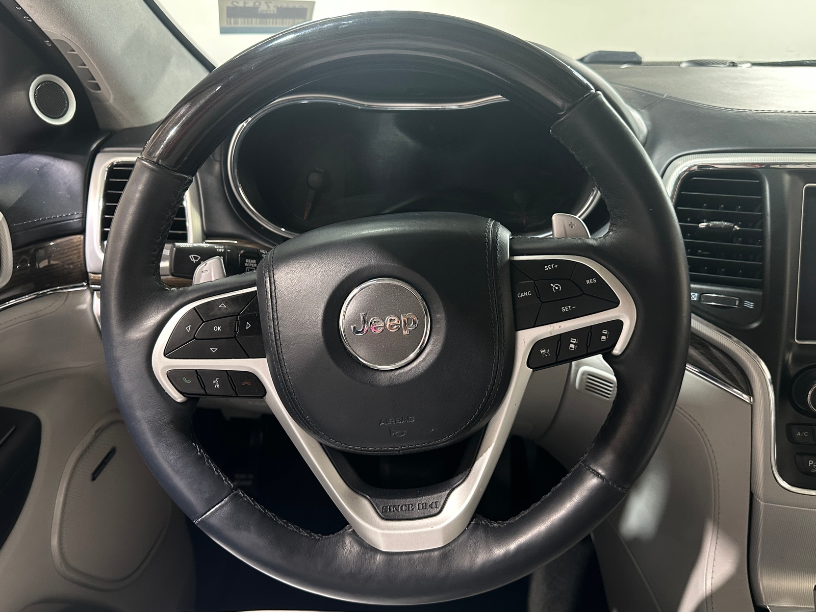 Thumbnail: 2018 Jeep Grand Cherokee - 4