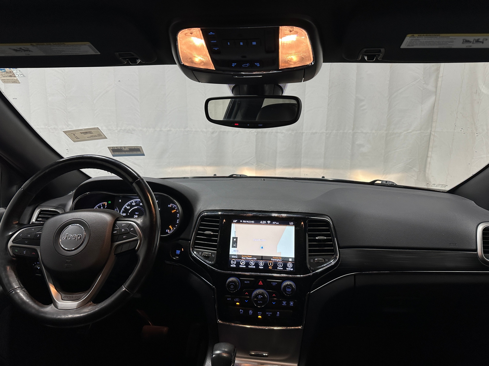 Thumbnail: 2020 Jeep Grand Cherokee - 2