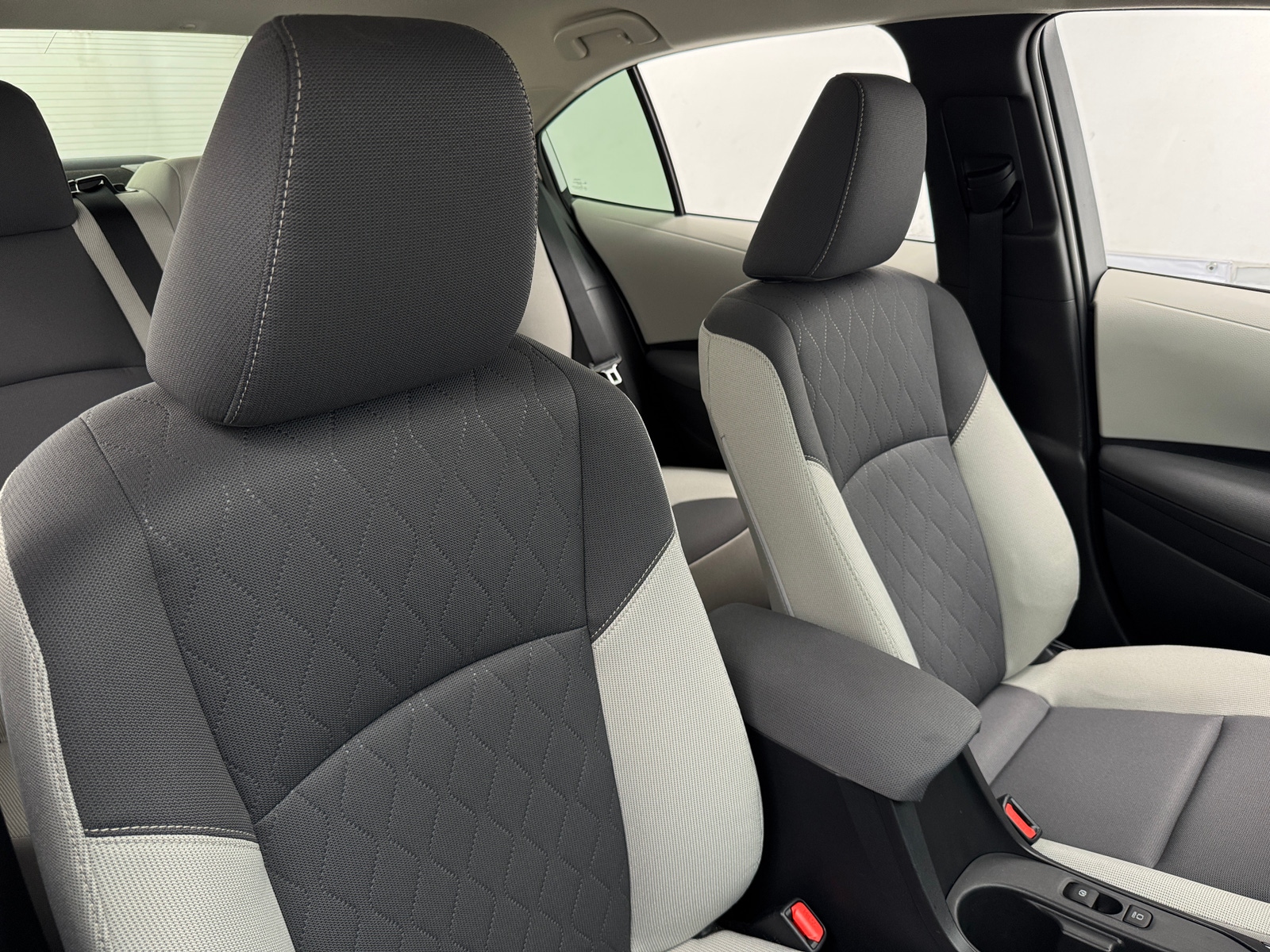 Thumbnail: 2024 Toyota Corolla - 2