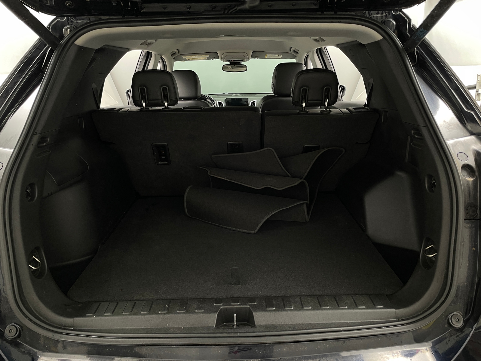 Thumbnail: 2020 Chevrolet Equinox - 6