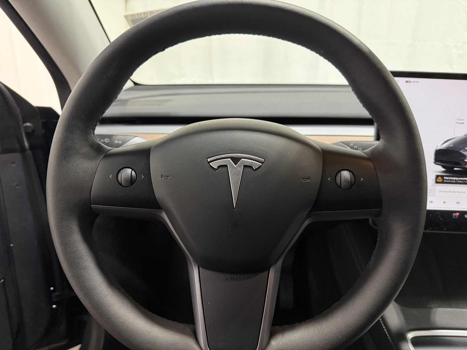 Thumbnail: 2023 Tesla Model Y - 4
