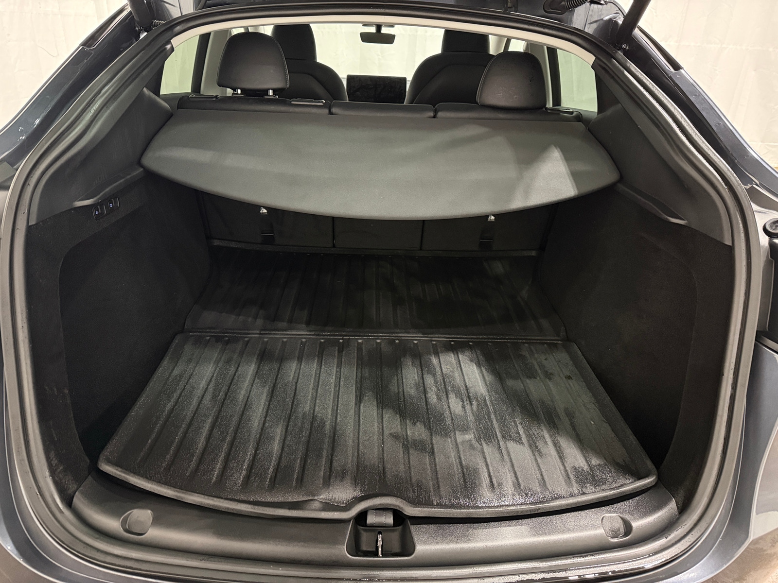 Thumbnail: 2023 Tesla Model Y - 6