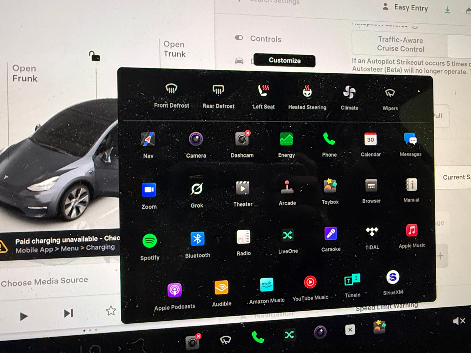 Thumbnail: 2023 Tesla Model Y - 3