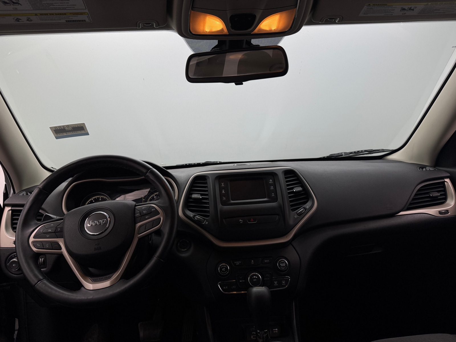 Thumbnail: 2017 Jeep Cherokee - 3