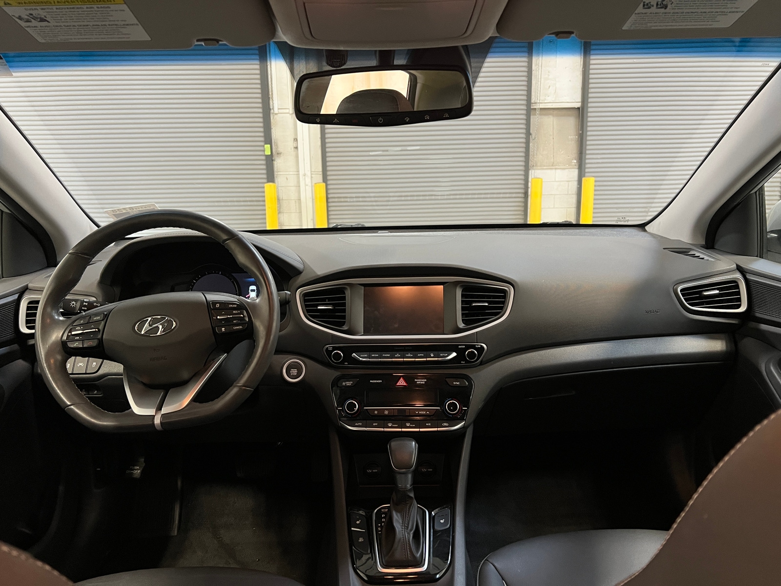 Thumbnail: 2019 Hyundai Ioniq - 2