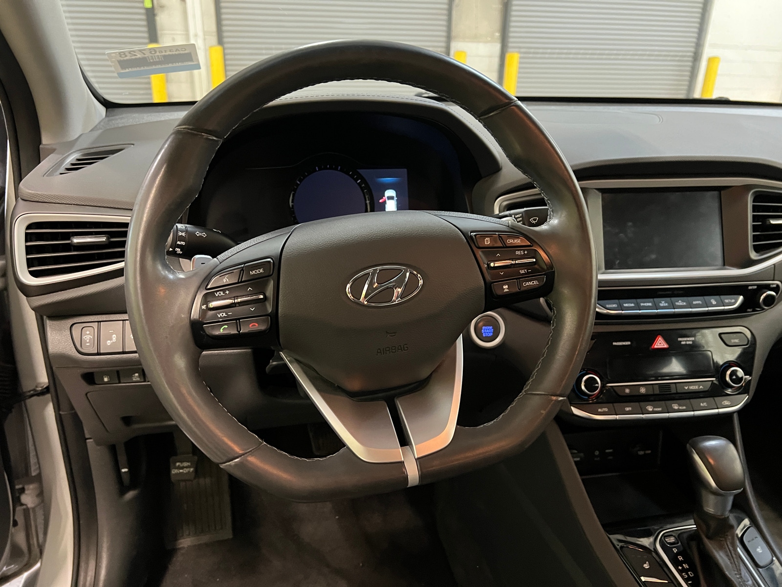 Thumbnail: 2019 Hyundai Ioniq - 4