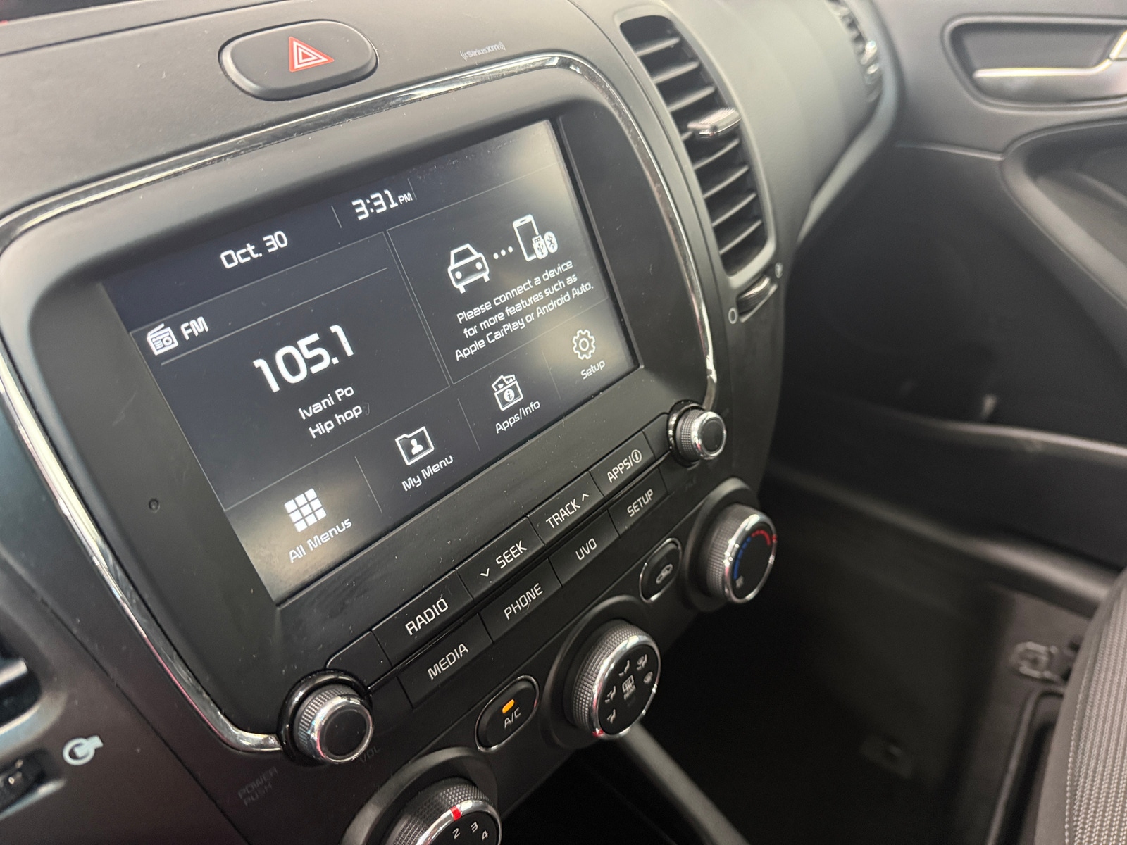 Thumbnail: 2017 Kia Forte - 4