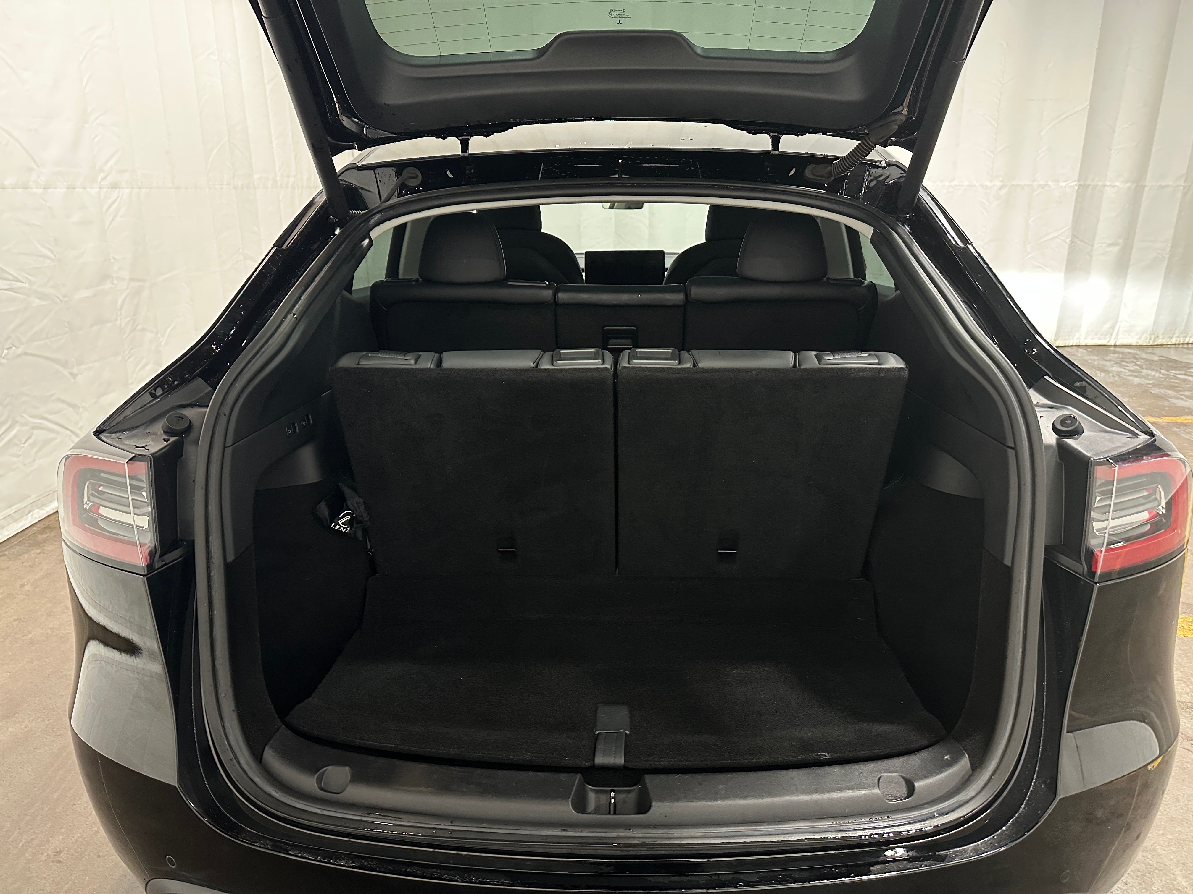 Used 2022 Tesla Model Y Long Range with VIN 7SAYGAEE3NF308901 for sale in Auburn, WA