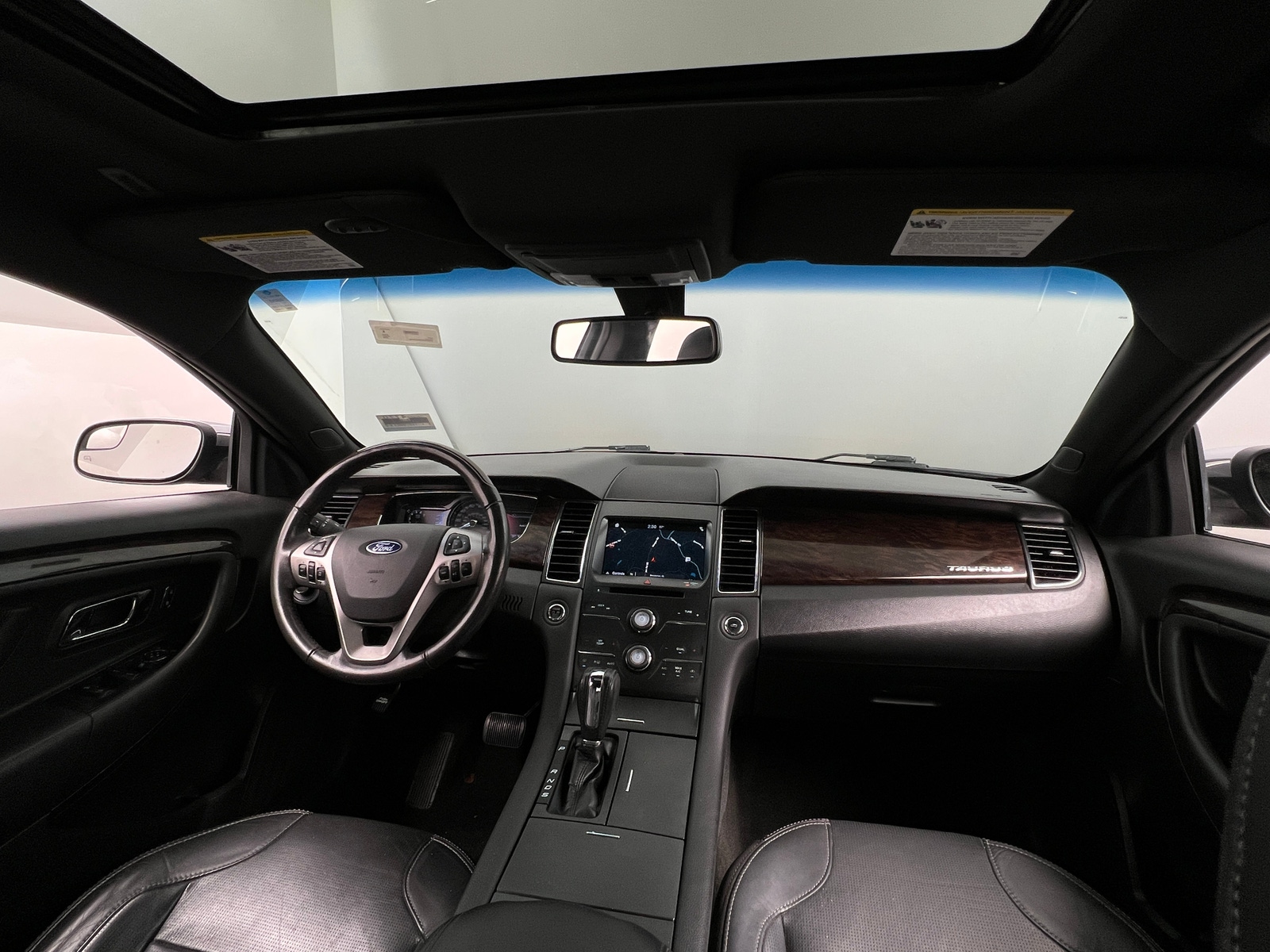 Thumbnail: 2016 Ford Taurus - 2