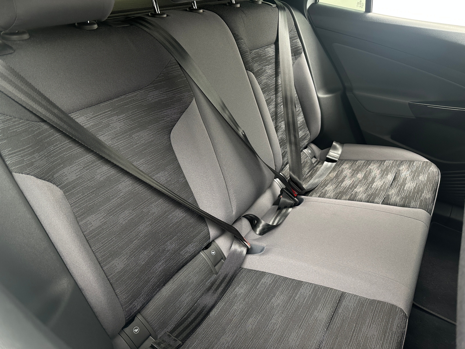 Thumbnail: 2021 Volkswagen ID.4 - 6