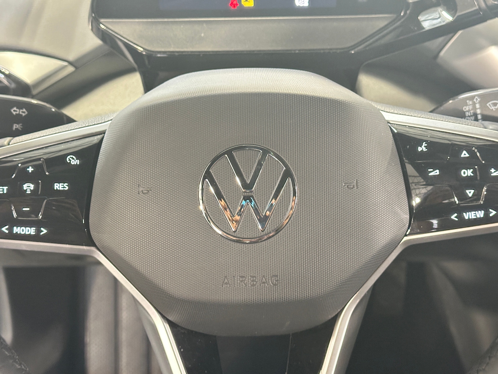 Thumbnail: 2021 Volkswagen ID.4 - 5