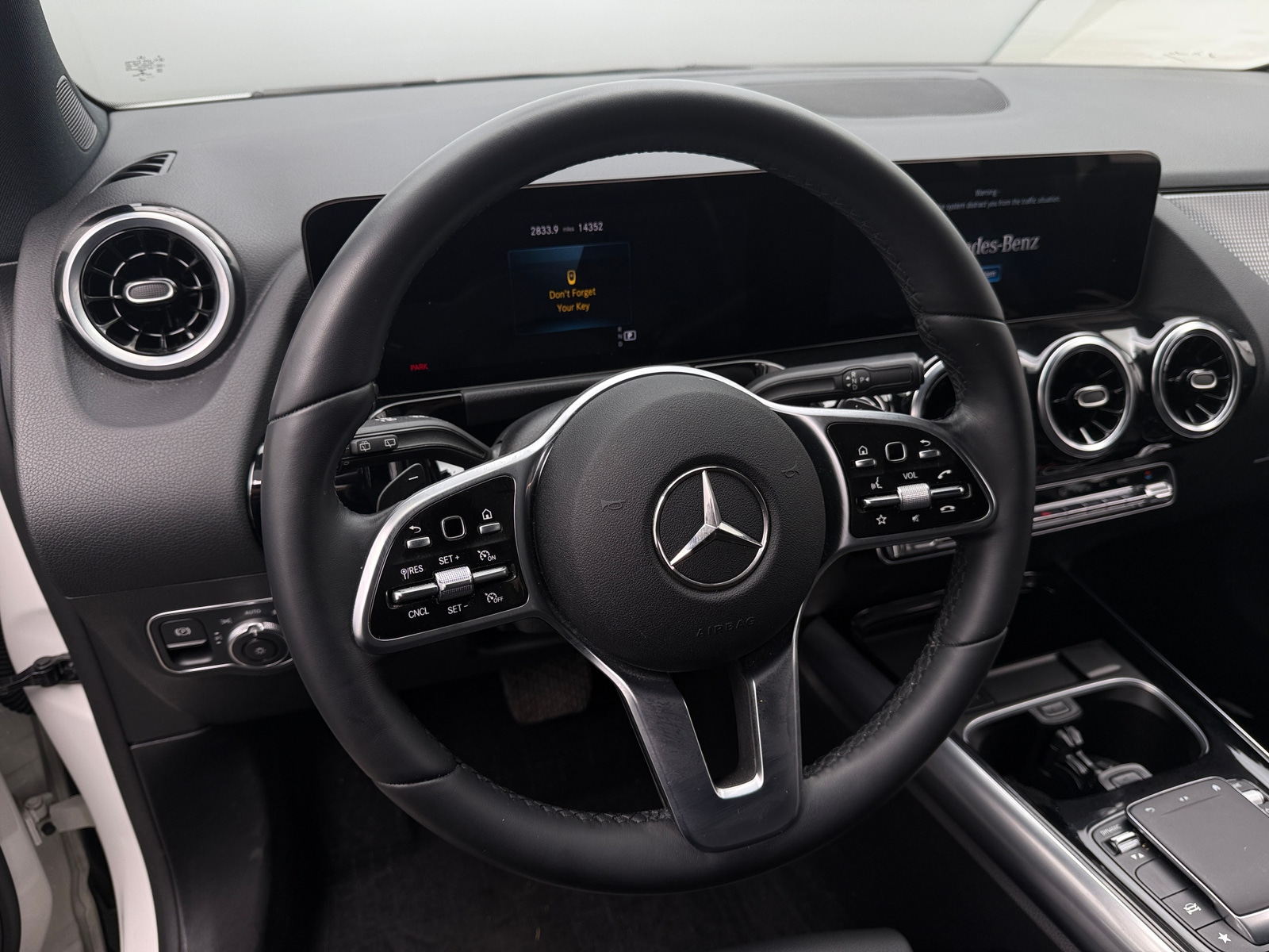 Thumbnail: 2022 Mercedes-Benz GLA - 4