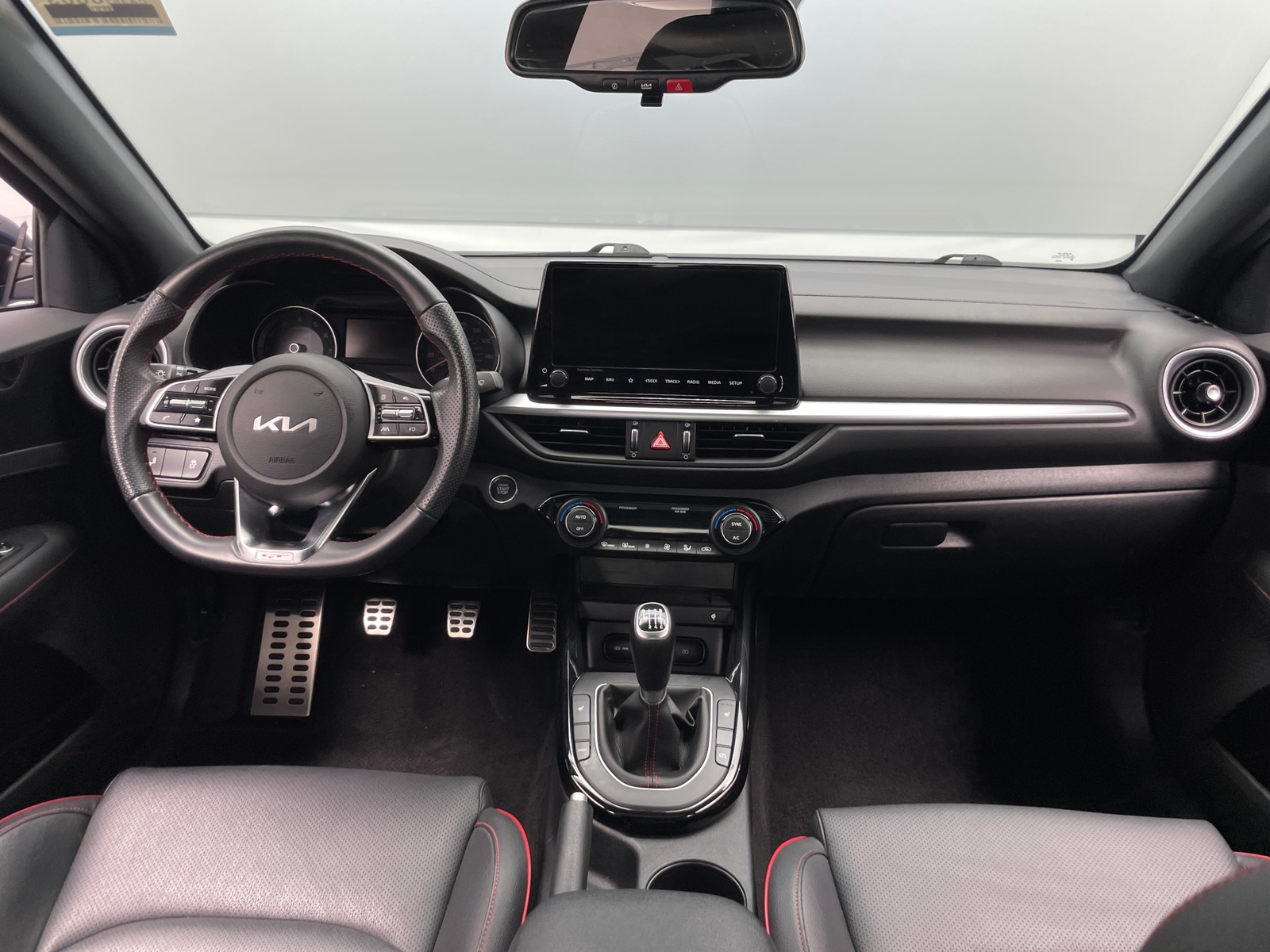 Thumbnail: 2023 Kia Forte - 2