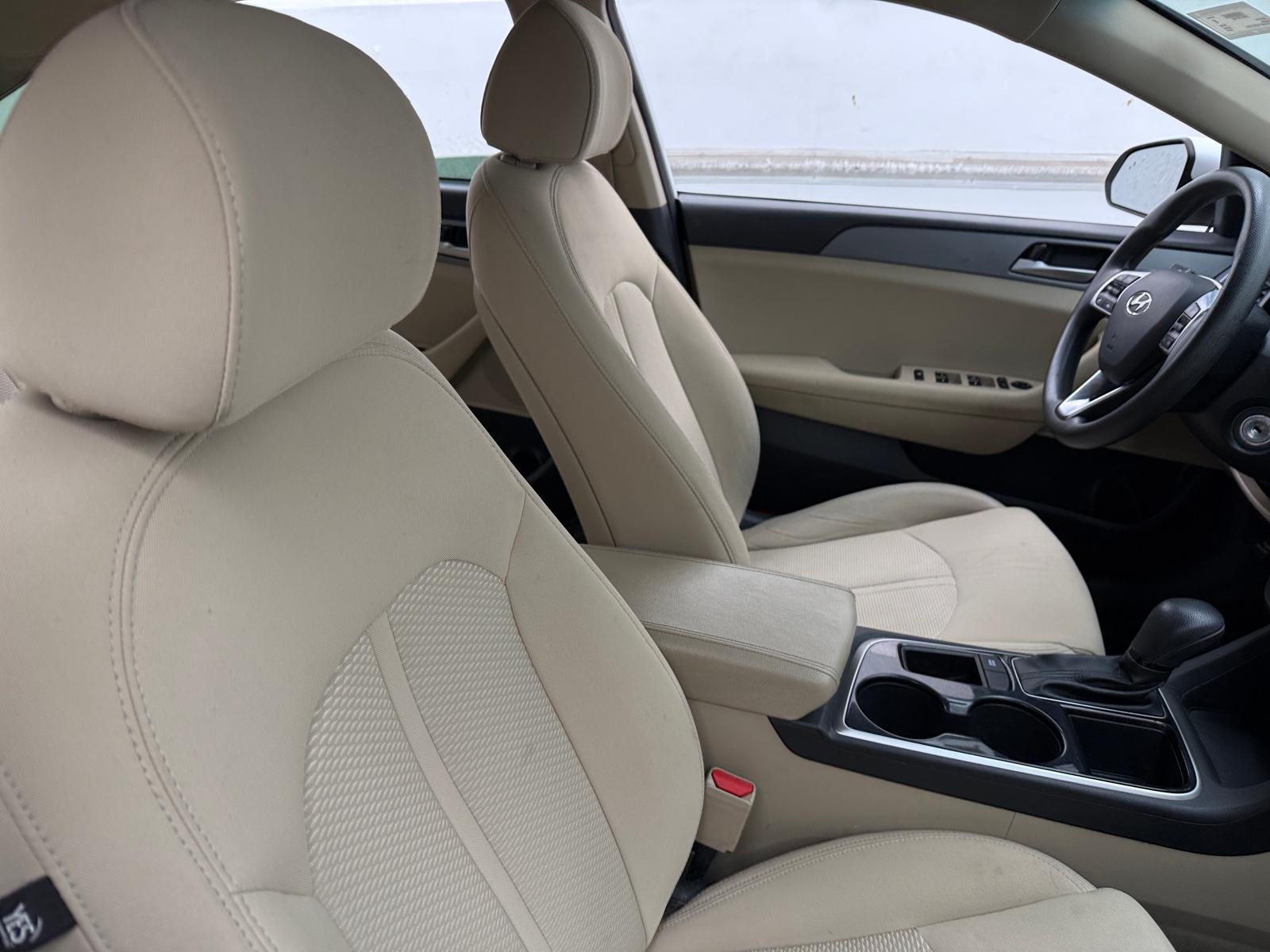 Thumbnail: 2019 Hyundai Sonata - 2