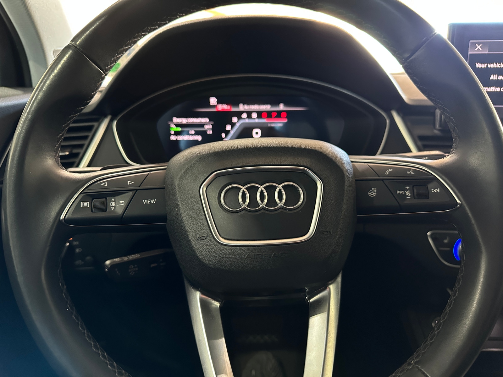 Thumbnail: 2023 Audi Q5 - 4