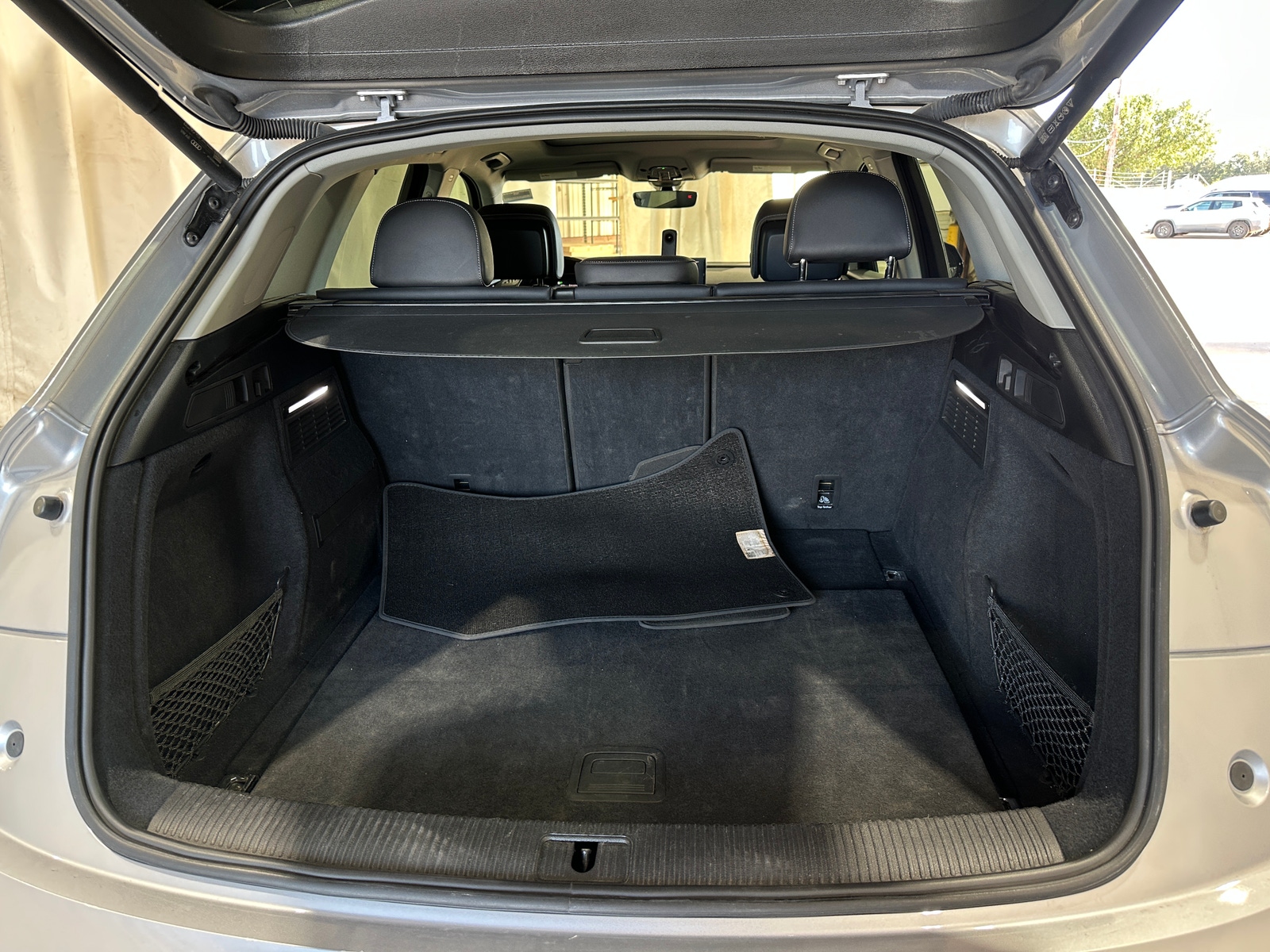 Thumbnail: 2023 Audi Q5 - 6