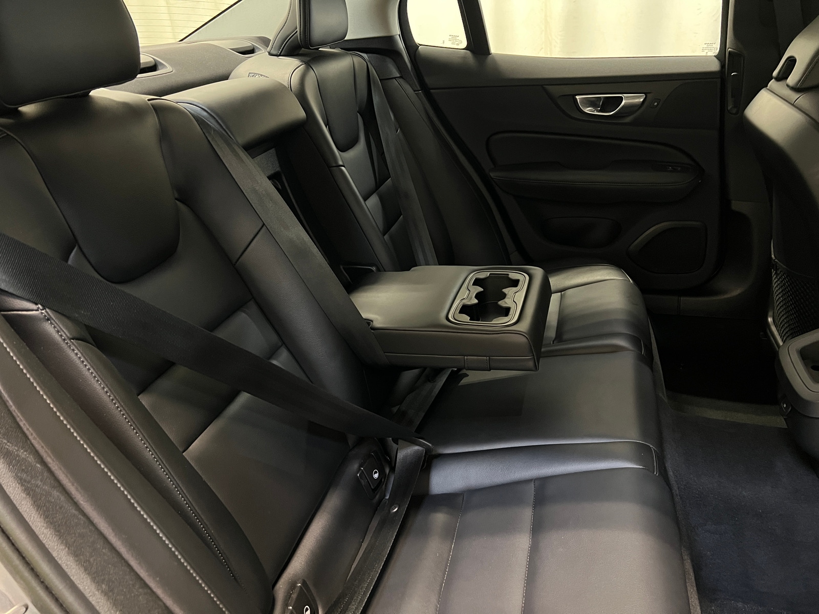 Thumbnail: 2024 Volvo S60 - 6