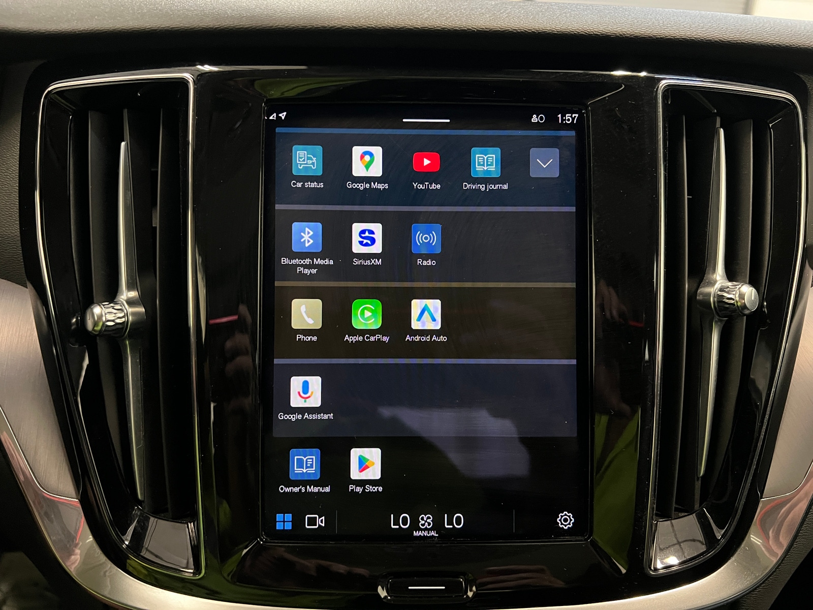 Thumbnail: 2024 Volvo S60 - 4