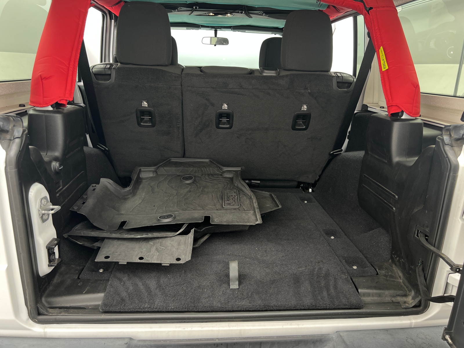 Thumbnail: 2019 Jeep Wrangler - 7