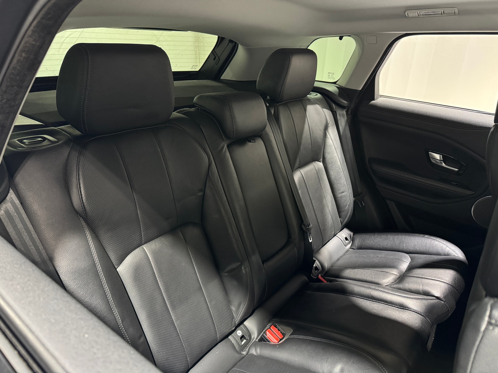 Thumbnail: 2016 Land Rover Range Rover Evoque - 5