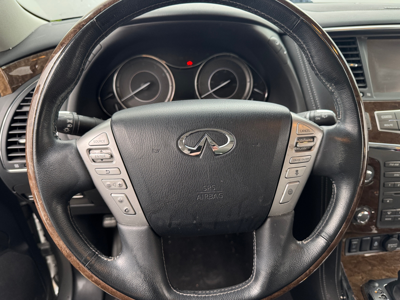 Thumbnail: 2017 INFINITI QX80 - 4