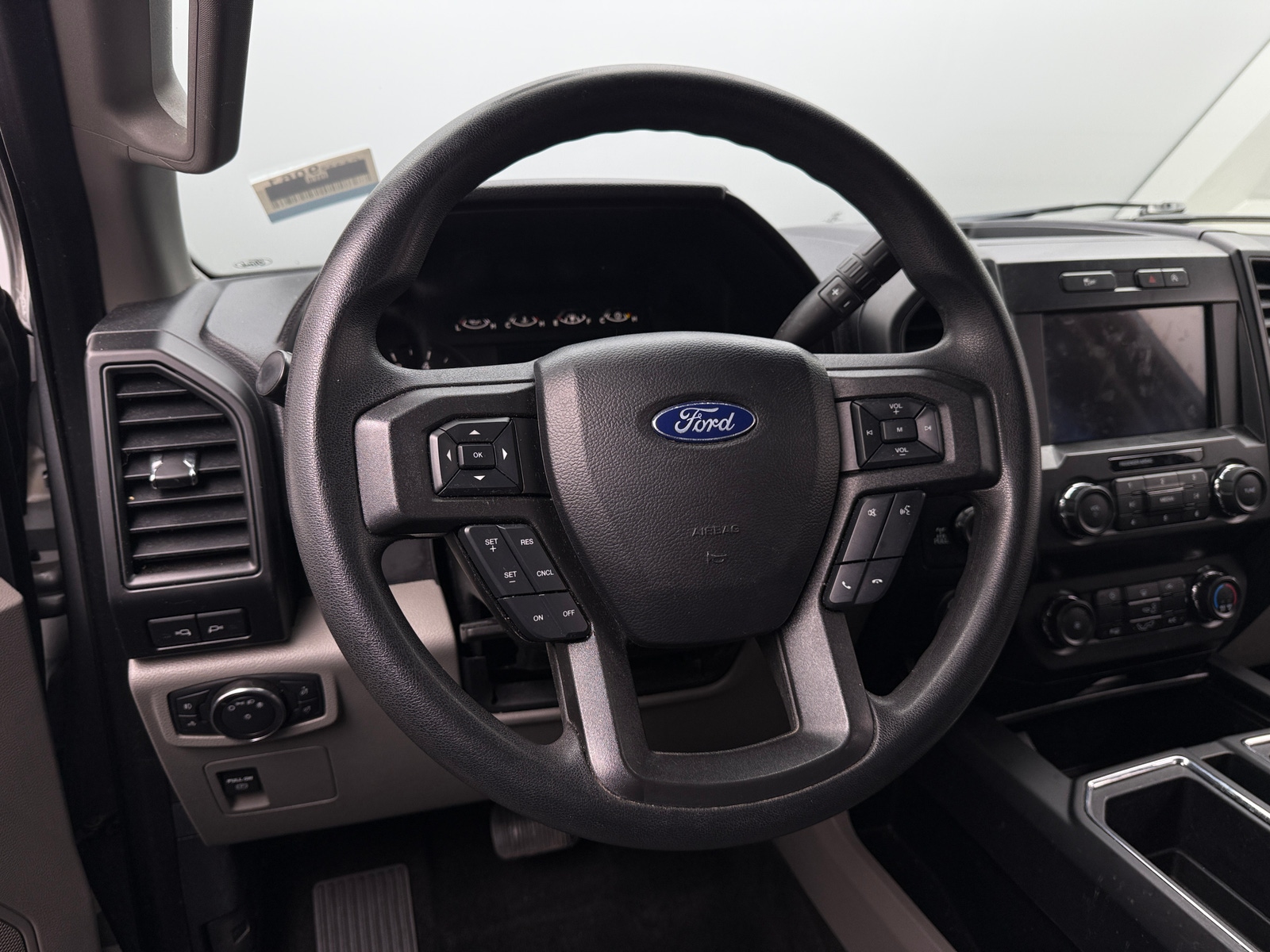 Thumbnail: 2020 Ford Econoline - 5