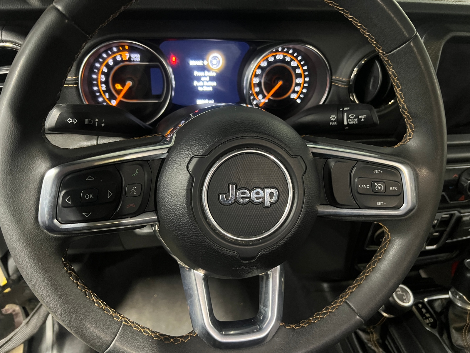 Thumbnail: 2023 Jeep Gladiator - 4