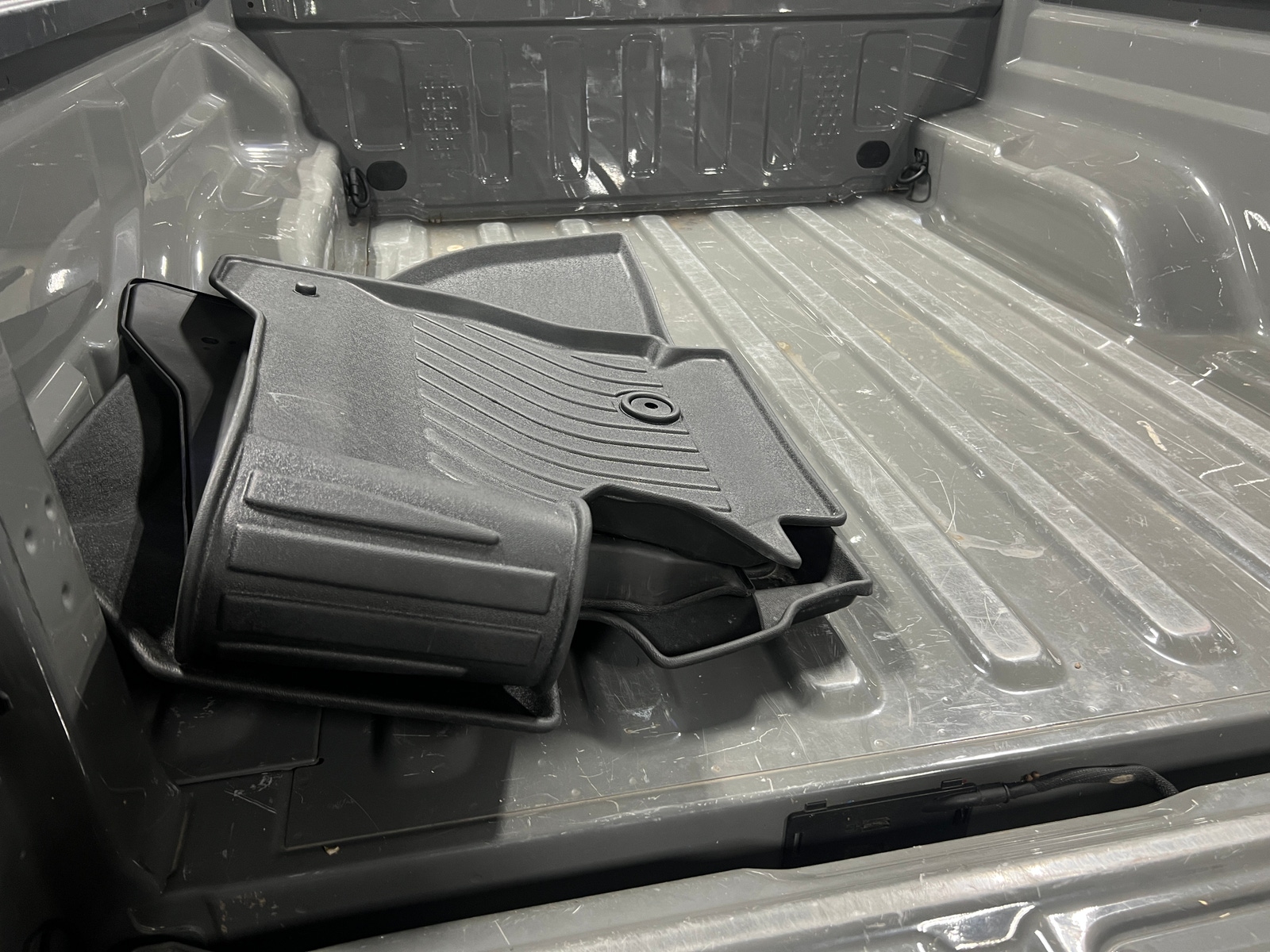 Thumbnail: 2023 Jeep Gladiator - 6