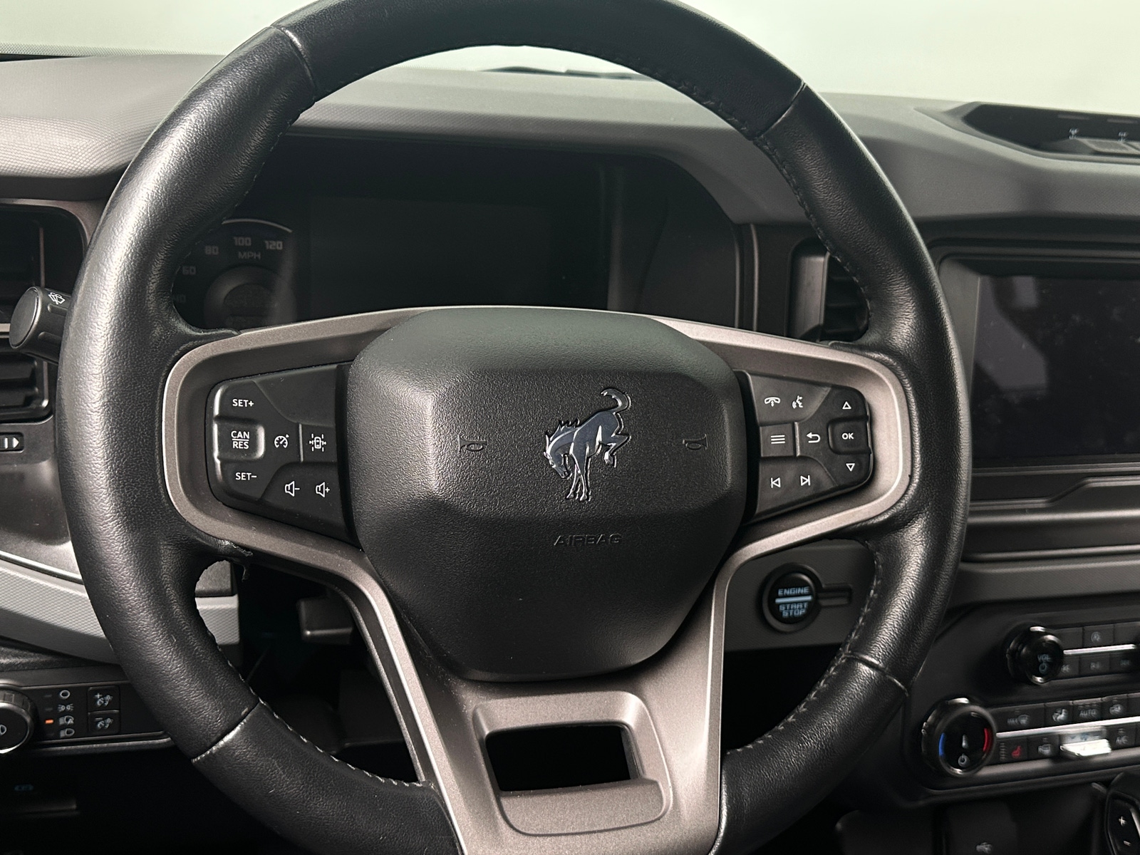 Thumbnail: 2022 Ford Bronco - 5