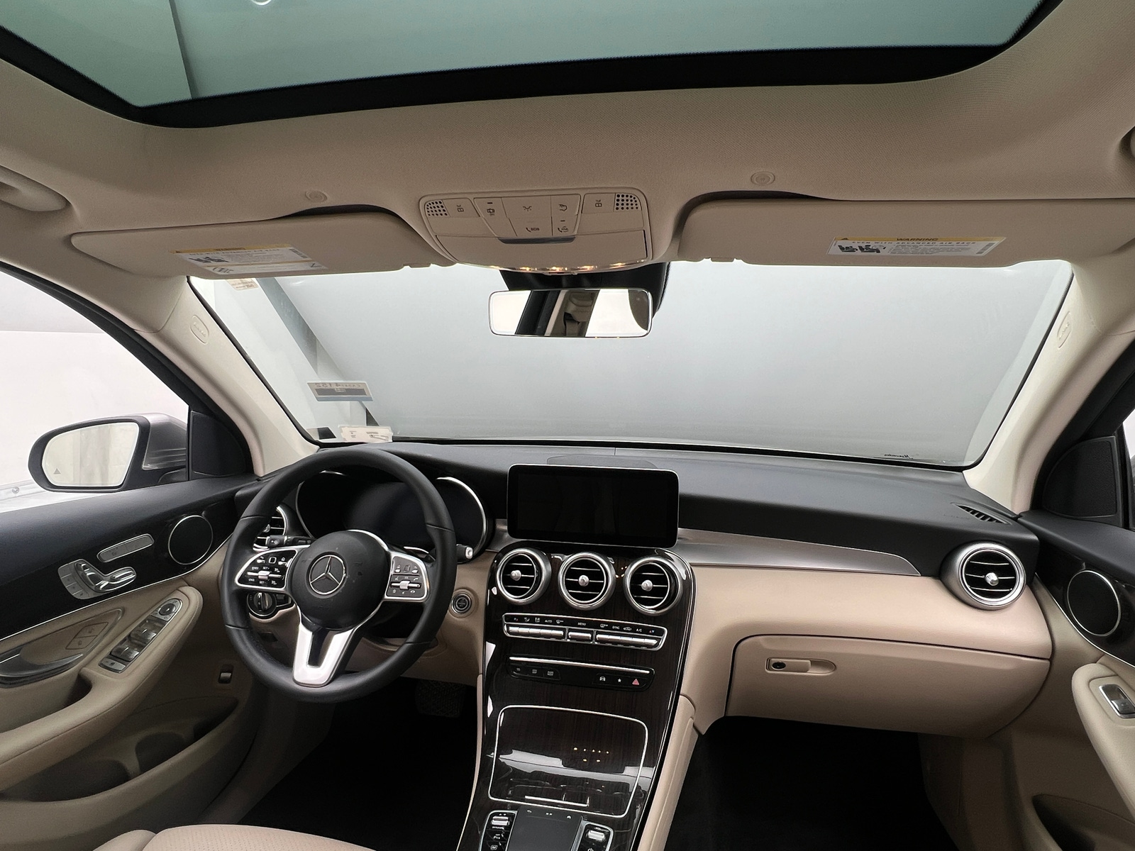 Thumbnail: 2022 Mercedes-Benz GLC - 2