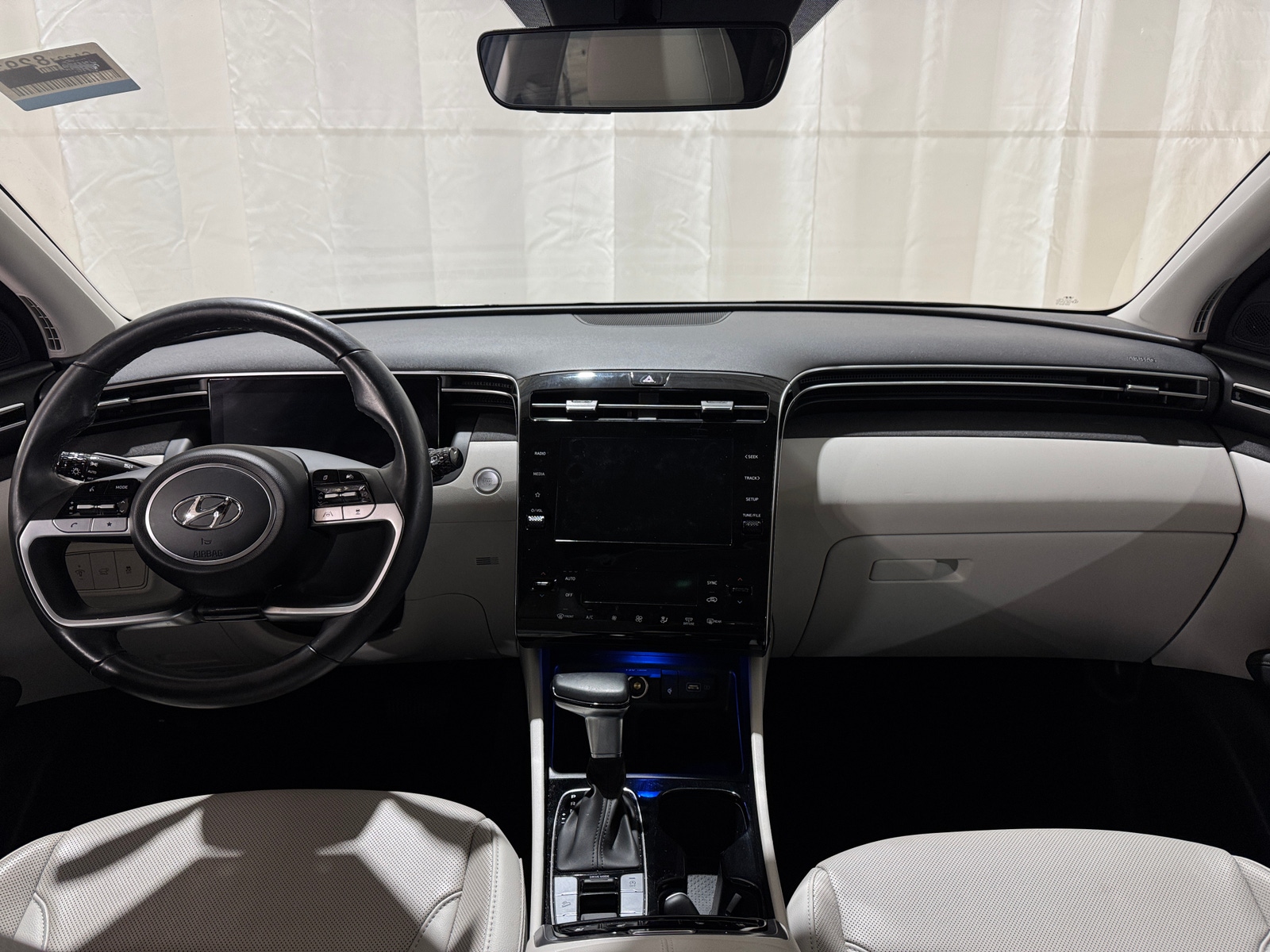 Thumbnail: 2022 Hyundai Tucson - 3