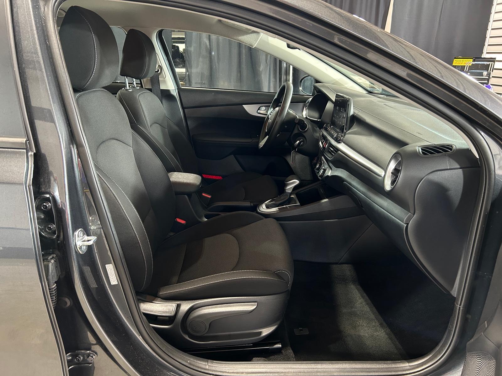 Thumbnail: 2024 Kia Forte - 2