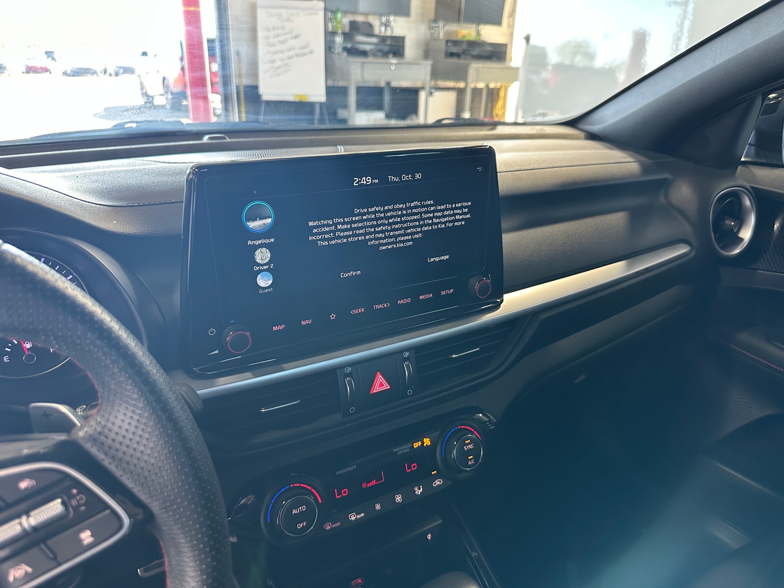 Thumbnail: 2023 Kia Forte - 4