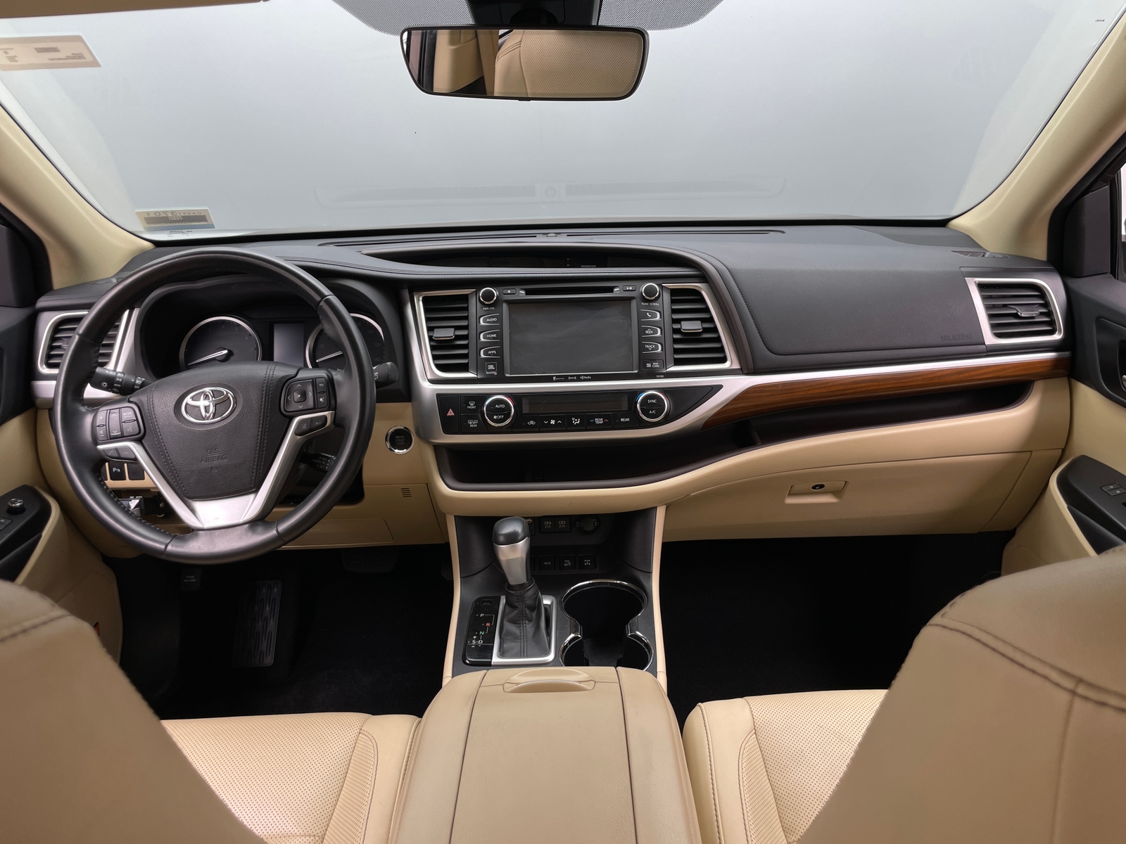 Thumbnail: 2018 Toyota Highlander - 2