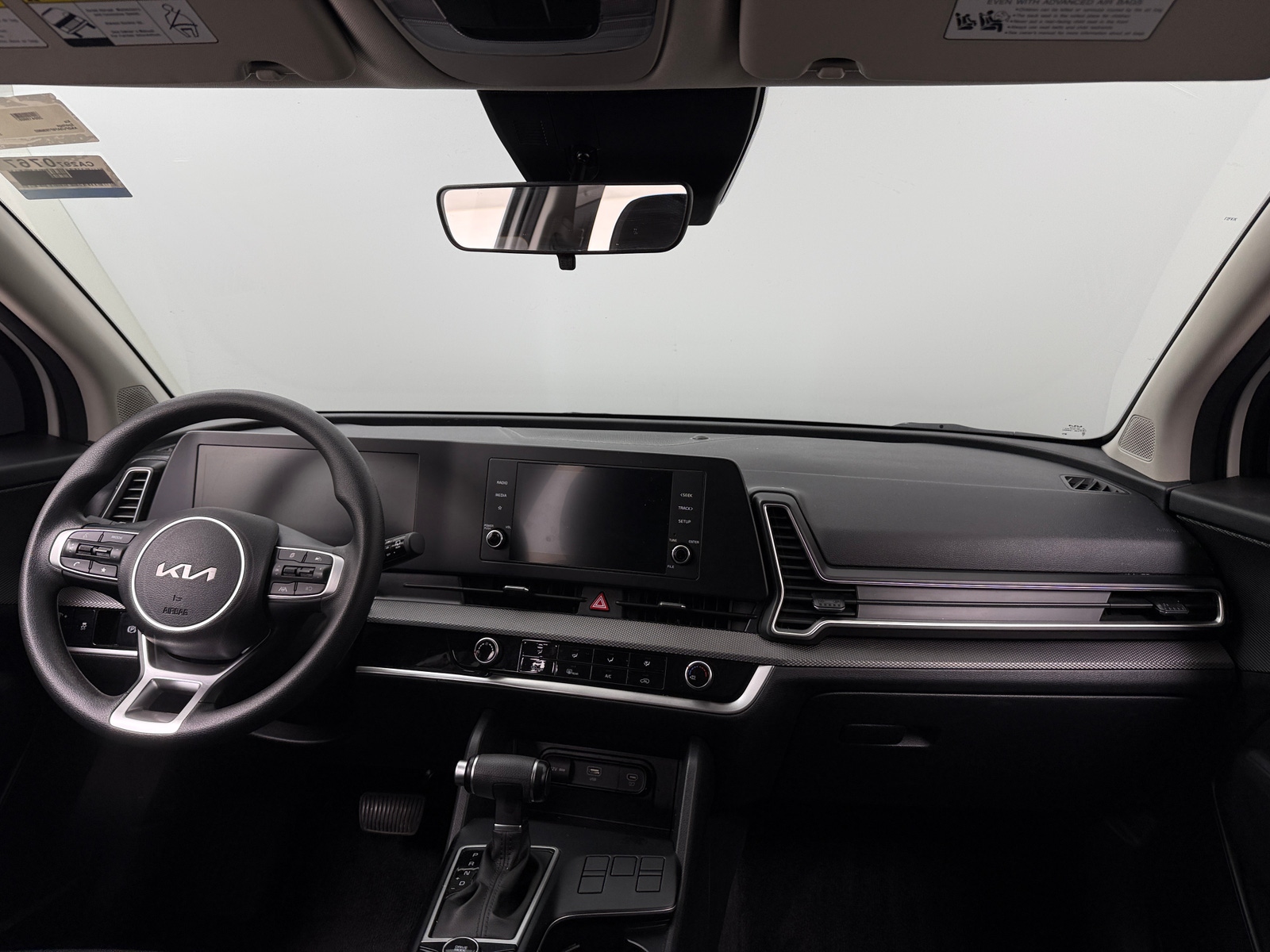 Thumbnail: 2023 Kia Sportage - 3